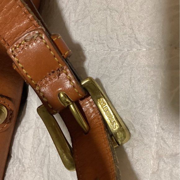 DOONEY & BOURKE VINTAGE 90s ESSEX CROSSBODY  LEATHER